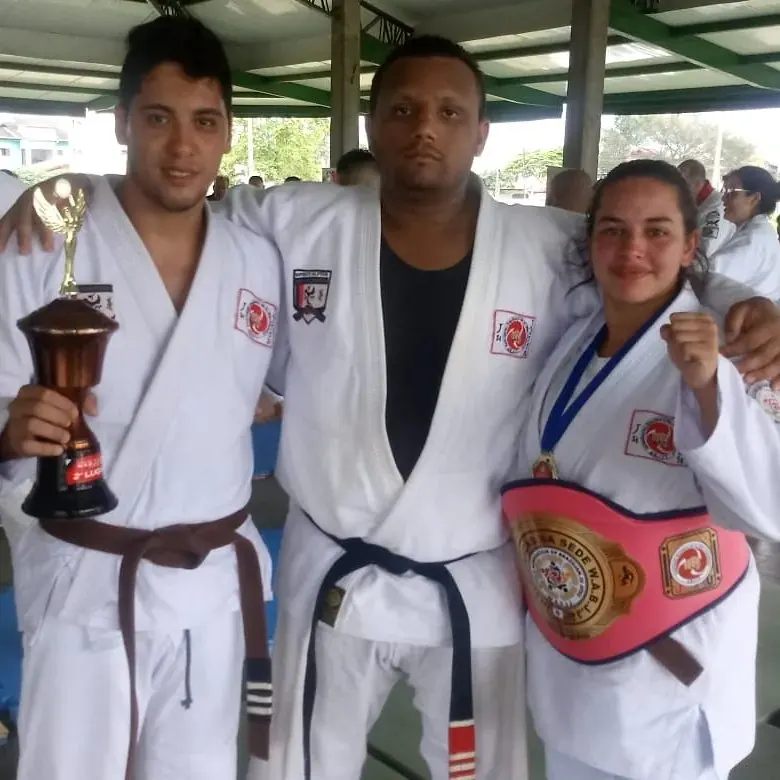 Campeões com cinturão